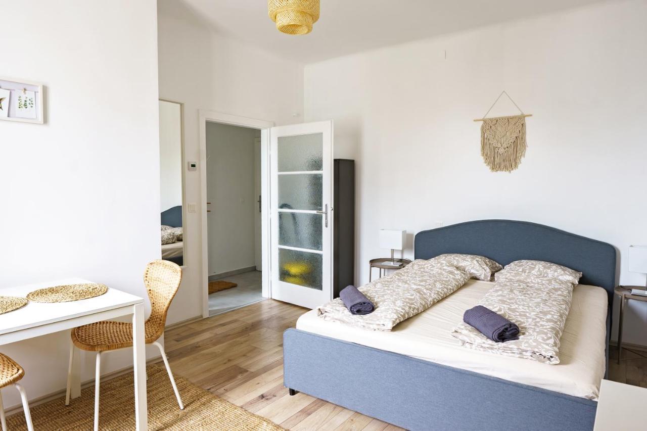 Vienna City Apartment Suedtiroler Platz Bagian luar foto