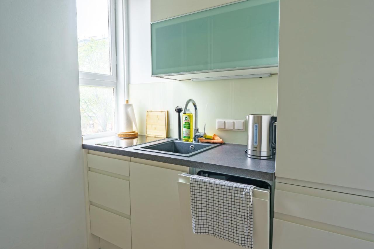 Vienna City Apartment Suedtiroler Platz Bagian luar foto